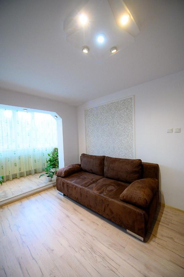 Alice Apartment Arad Exterior foto